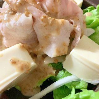 豆腐と豚バラの冷しゃぶサラダ